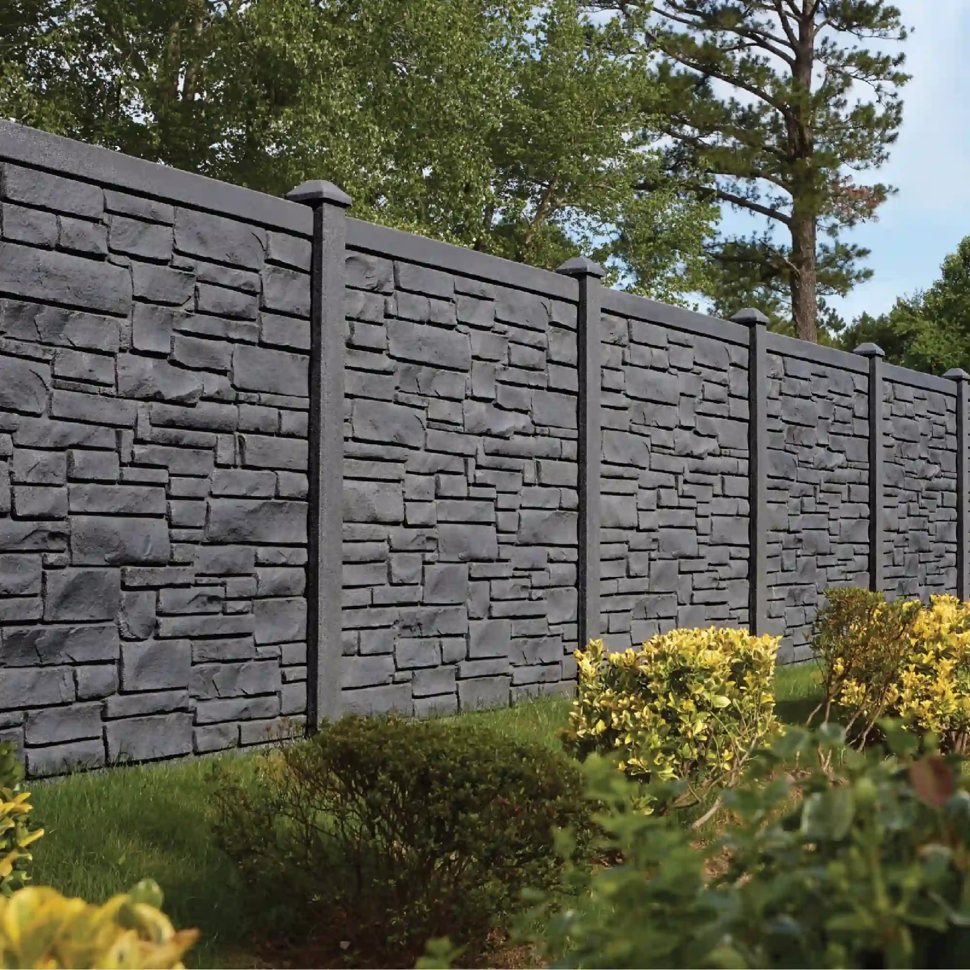 AMCO Fencing service icons – fence installation and repair Ottawa