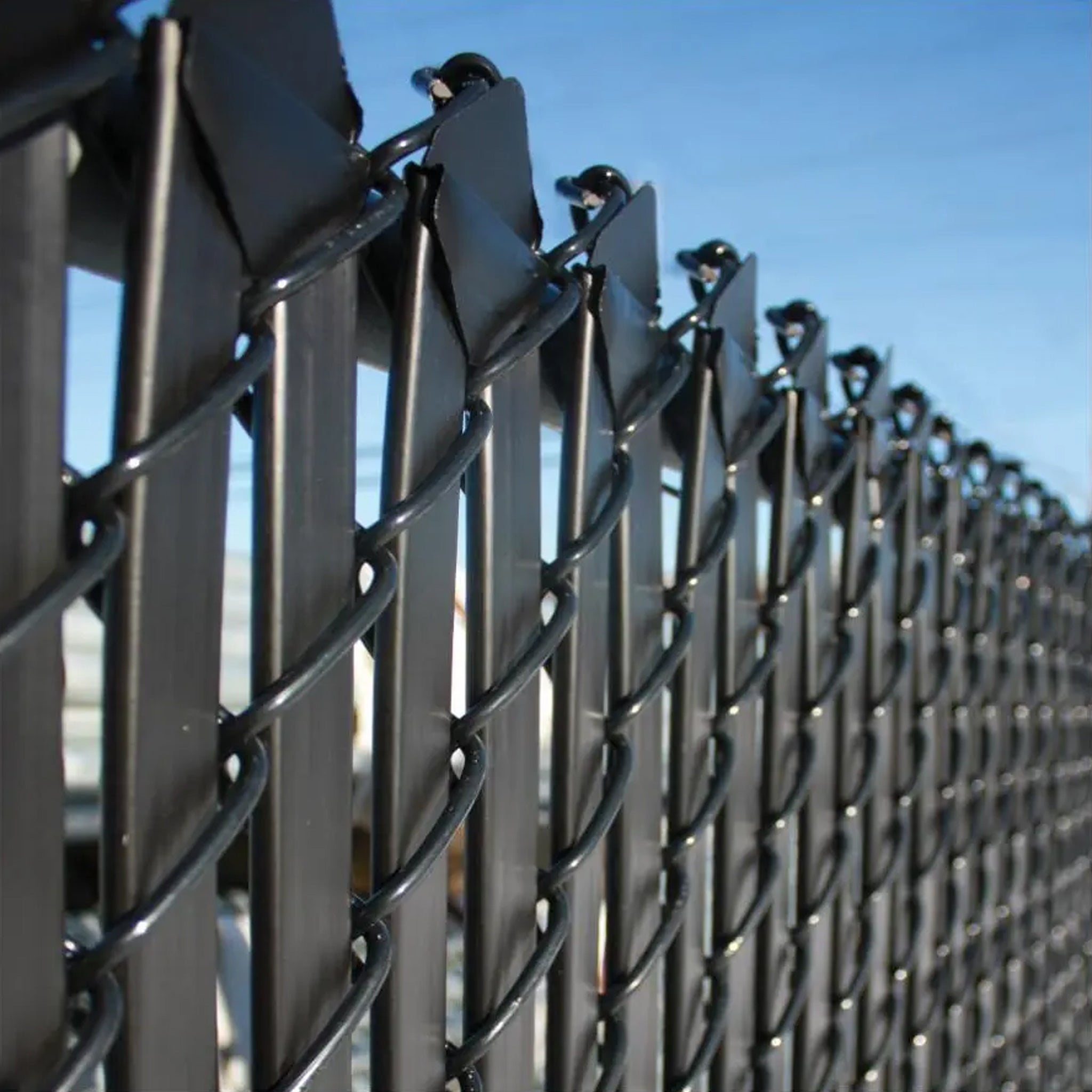 Chain Link Slats - Amco Fencing And Decks Inc.